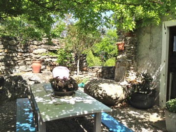 Pergola mit Essplatz