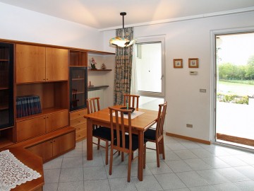 Esstisch im Wohnraum Casa Milva